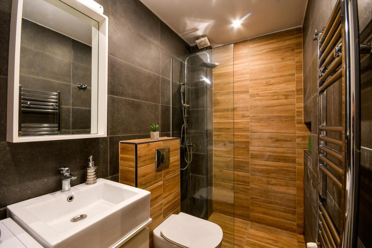 סלוניקי #Skgh Αvra & Ariadni Suites - Whitetower Citycenter מראה חיצוני תמונה